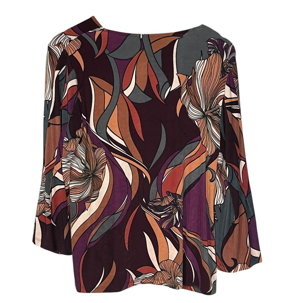 Chicos Travelers Womens Size 1 Abstract Floral V-Neck Bell Sleeve Blouse Top - Picture 6 of 10